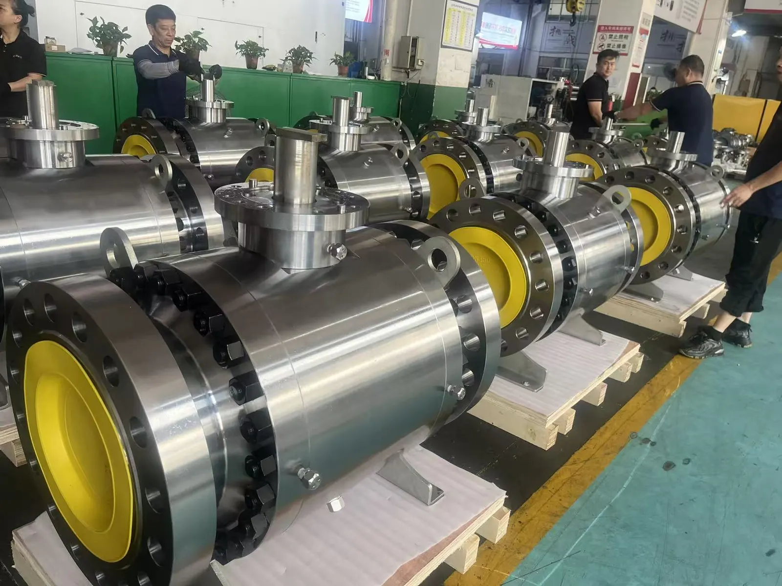 Large trunnion ball valves under assembly